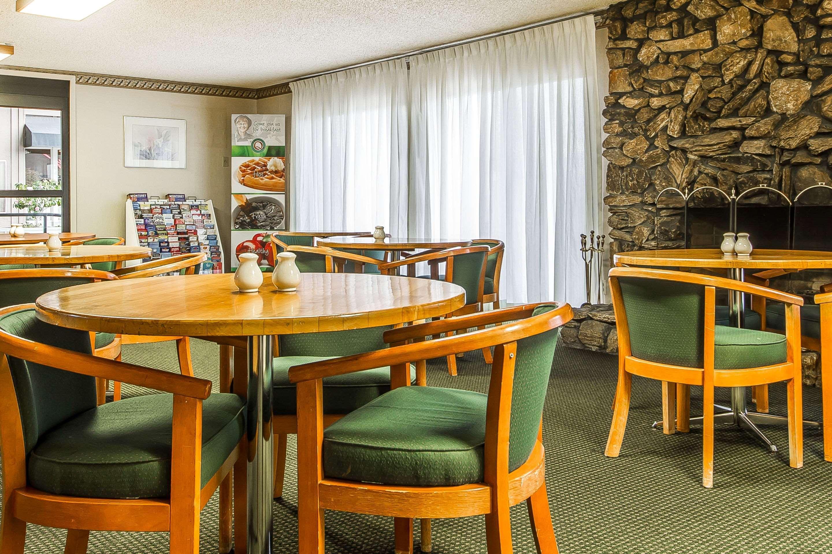 Quality Inn & Suites Silicon Valley Санта Клара Екстериор снимка