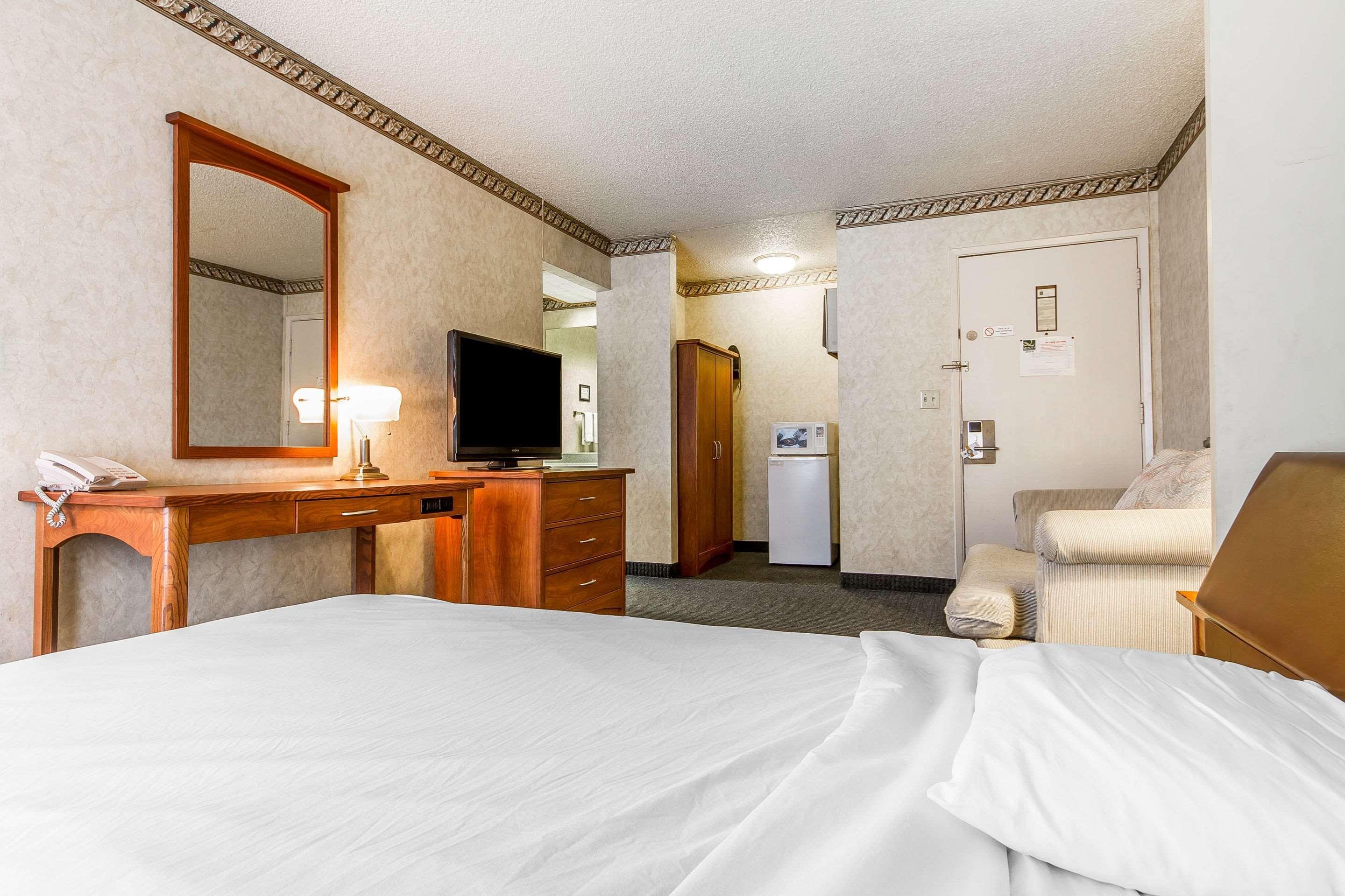 Quality Inn & Suites Silicon Valley Санта Клара Екстериор снимка