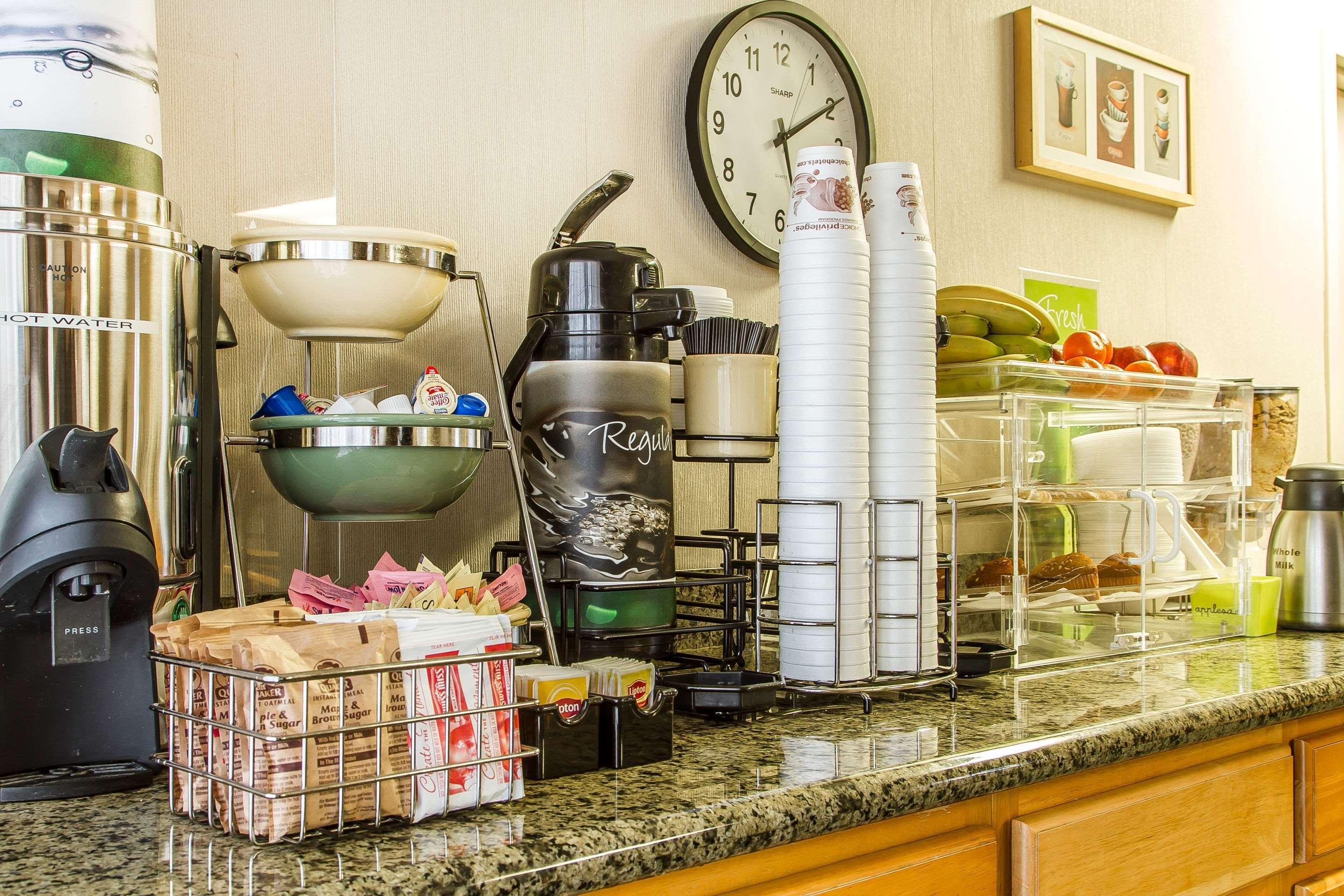 Quality Inn & Suites Silicon Valley Санта Клара Екстериор снимка