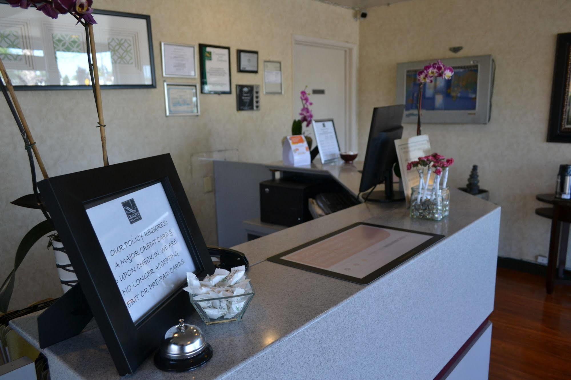 Quality Inn & Suites Silicon Valley Санта Клара Екстериор снимка